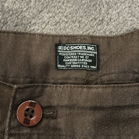 Brown Dc Shorts - Picture 3 of 6